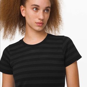lululemon breeze by short sleeve *stripe